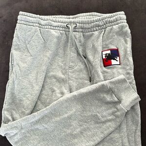 Burberry men’s joggers size XL- in very good condition no stains